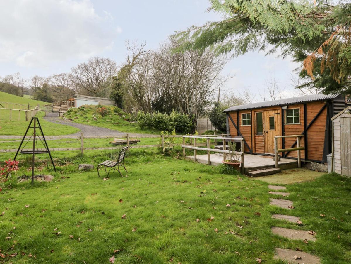Railway Carriage Holiday home Abergavenny